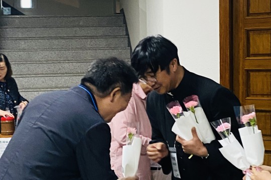 5월 가정의 달 카네이션 나눔